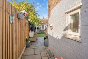 Photo 28- click for photo gallery